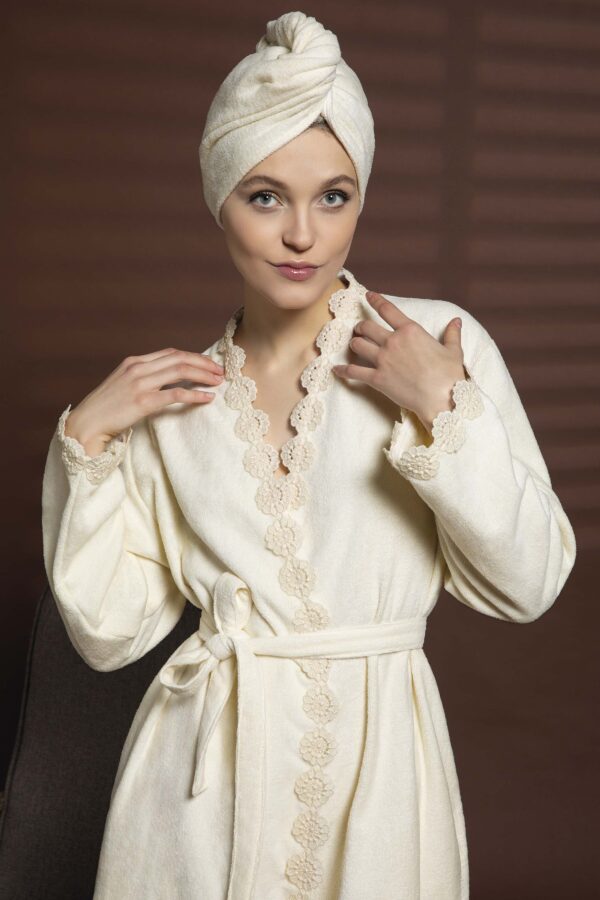 Macramé kimono bathrobe - Image 2