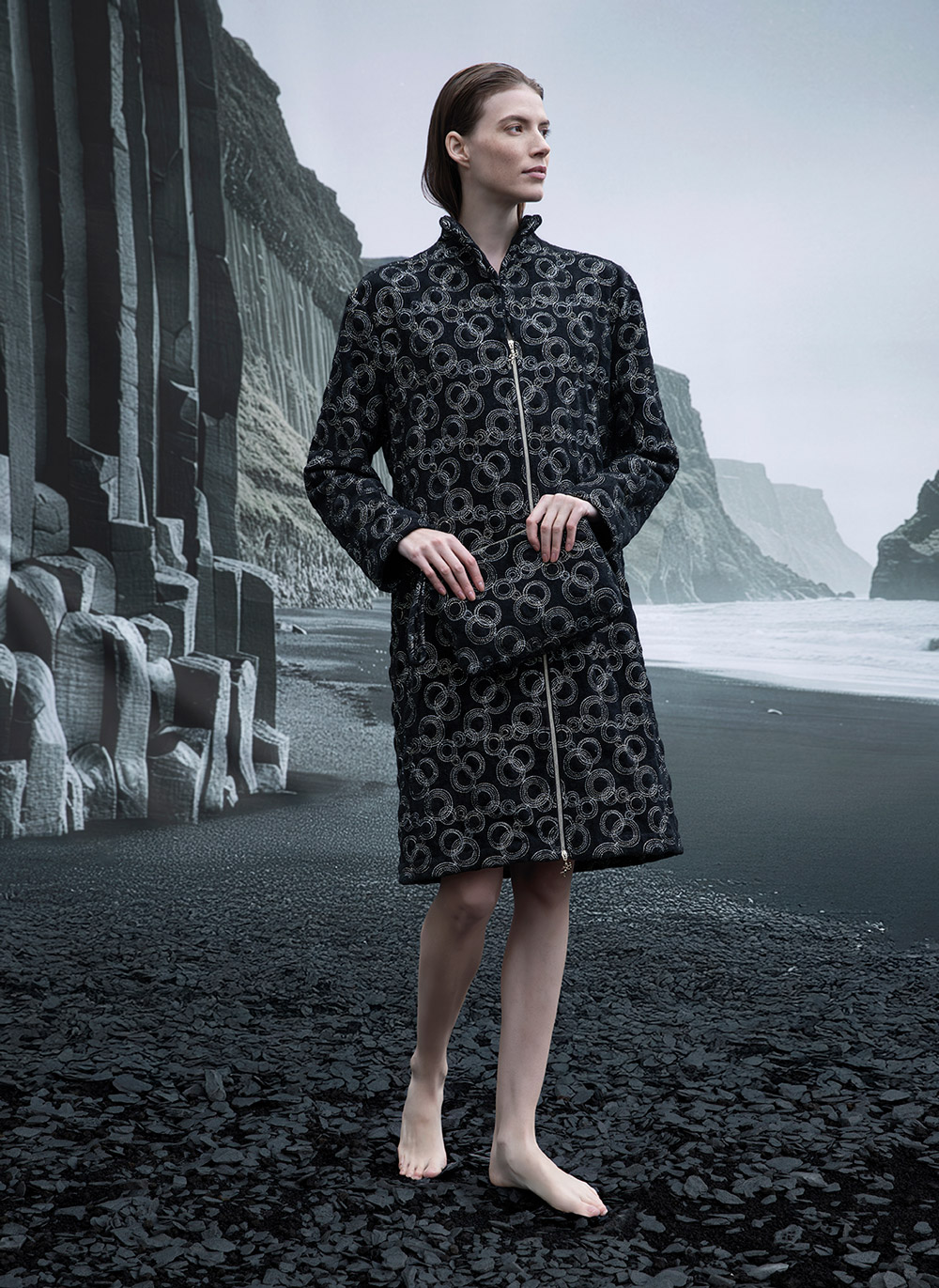Beauty in spugna con ricamo lurex - immagine 2